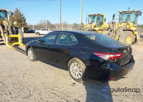 2019 Toyota Camry Se z USA, uszkodzony, nr VIN 4T1B11HK4KU808554